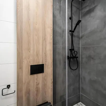 5chi Wiktoryn House Varsavia