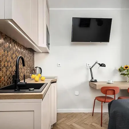 Apartment 5chi Wiktoryn House Warsaw